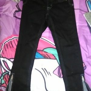 Girls Justice capri jeans  size 8s NWOT